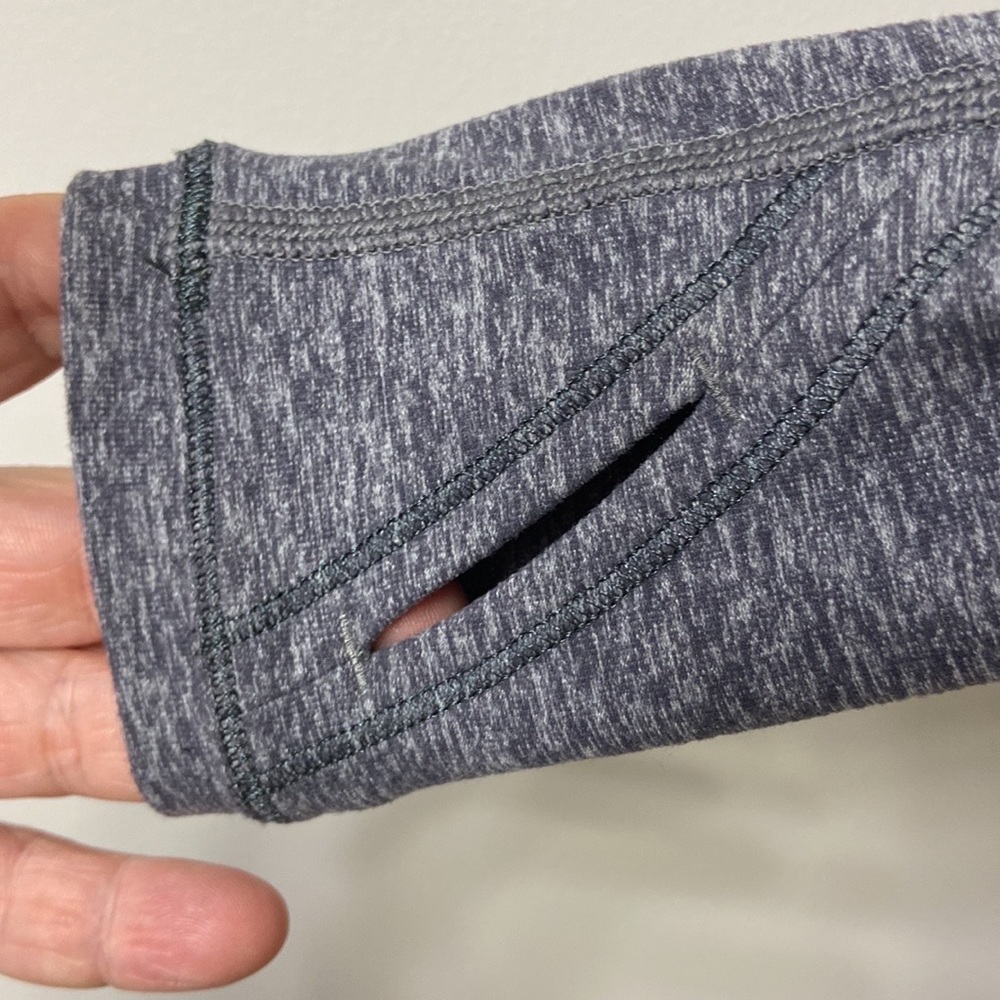 Ivivva by Lululemon Four Count shrug wrap in heather grey size 12 EUC - Picture 2 of 5
